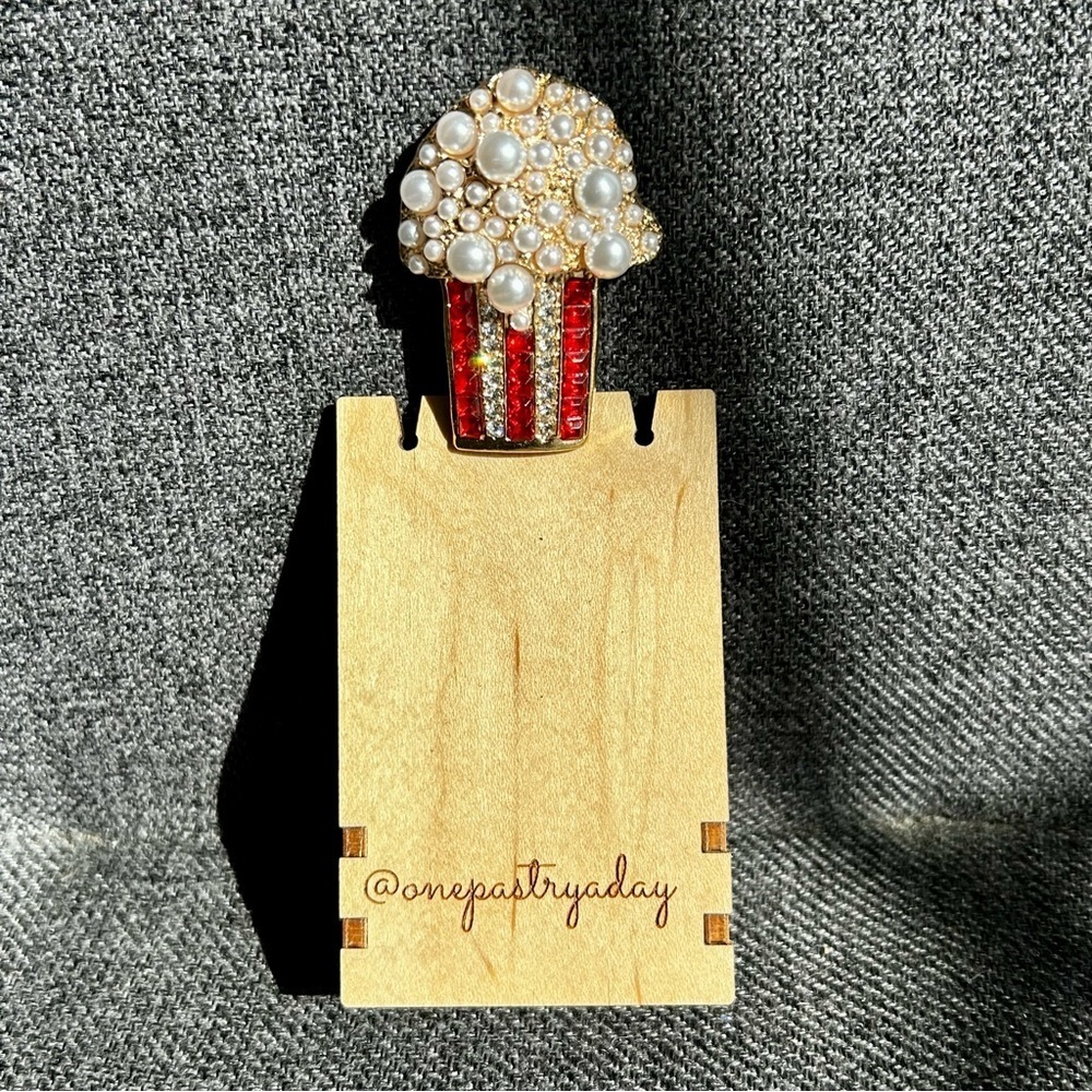 Red White Gold Rhinestone Popcorn Bucket Fashion Brooch Pin - Picture 5 of 17